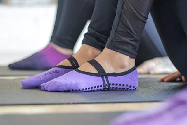 Gaiam Yoga Barre Socks - Non Slip Sticky Toe Grip Accessories for Women &  Men