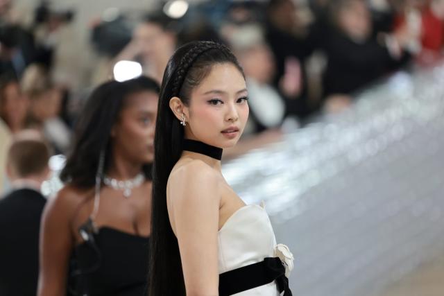 Blackpink's Jennie opens up about how 'lucky' she was to wear Chanel dress  at her first Met Gala