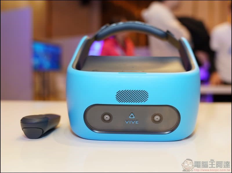 Vive Focus 動手玩 免插線、不需電腦、無限空間的 VR 體驗