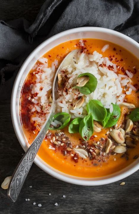 18) Spinach and Wild Rice Soup with Pumpkin Seed Pesto