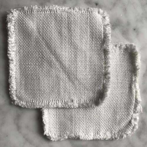 9) Linen Coaster Set