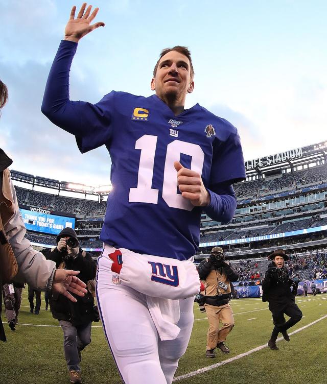 New York Giants Qb Eli Manning, Super Bowl Xlii Champions Sports  Illustrated Cover by Sports Illustrated