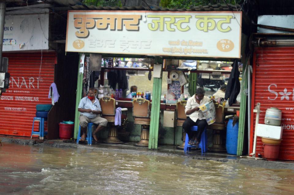 Mumbai rains. Courtesy: Yahoo India stringer