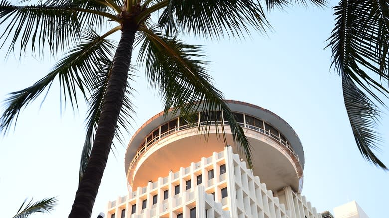 Revolving restaurant/Waikiki