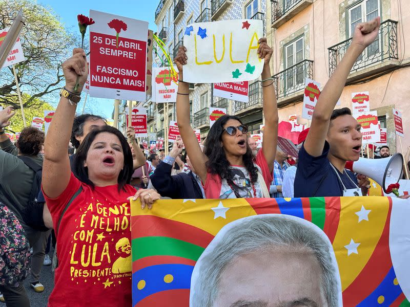 Protestas durante la visita del presidente brasileña Lula da Silva en Lisboa