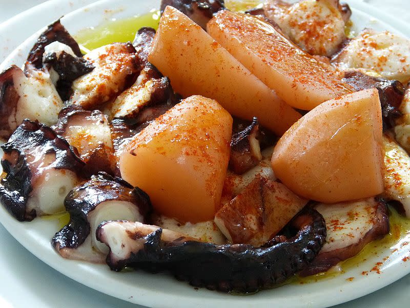 El pulpo a la gallega, un plato saludable. Foto: Wikipedia/Juntiagues