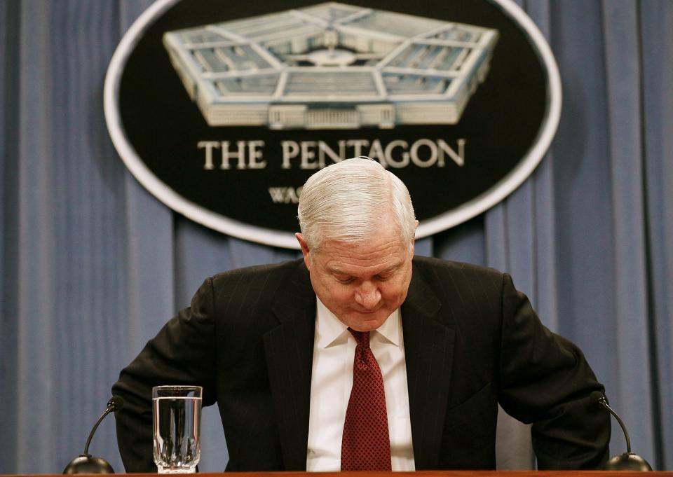ARLINGTON, VA - FEBRUARY 14: Defense Secretary Robert Gates arrives to speak about the Defense Department's FY2012 Budget request during a briefing at the Pentagon on February 14, 2011 in Arlington, Virginia. The Pentagon proposed a reduced defense budget for the first time since the September 11 attacks as U.S. President Barack Obama released his FY2012 Budget proposal. (Photo by Mark Wilson/Getty Images)