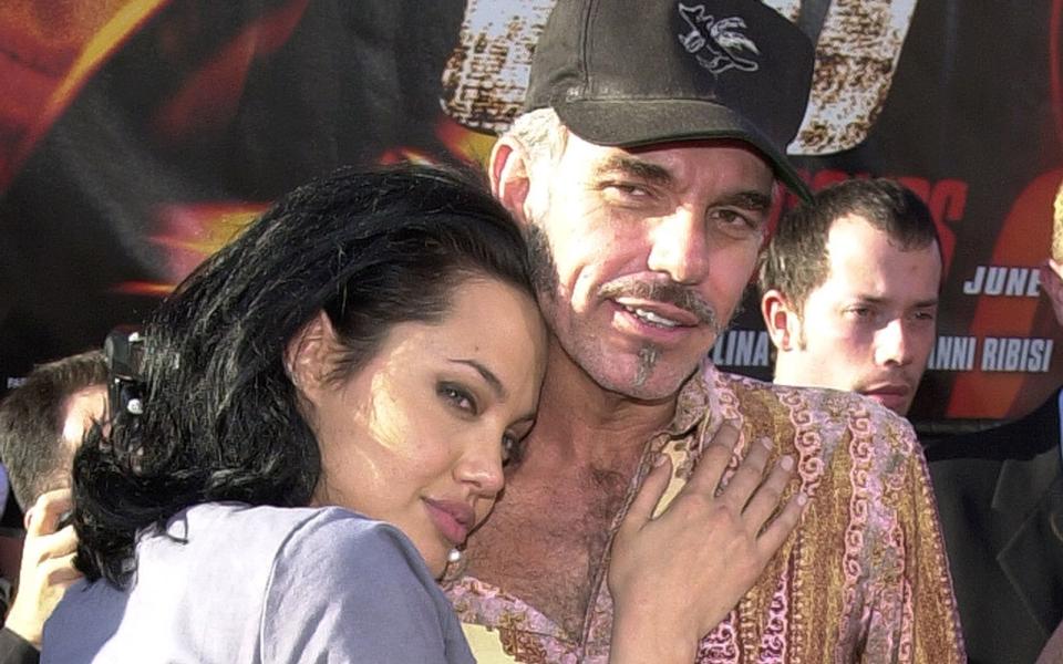 <p>Bei Angelina Jolie vergisst man angesichts des späteren Rummels um "Brangelina" manchmal fast, dass Anfang der 2000er sie und Billy Bob Thornton als das Traumpaar schlechthin in Hollywood galten. (Bild: Chris Weeks)</p> 