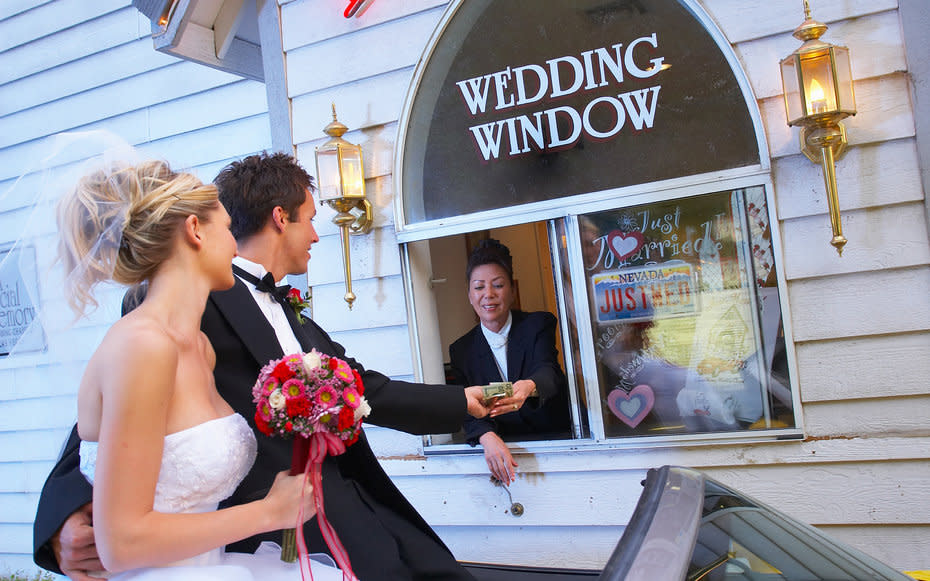 Denny's opens Las Vegas wedding chapel - The Boston Globe