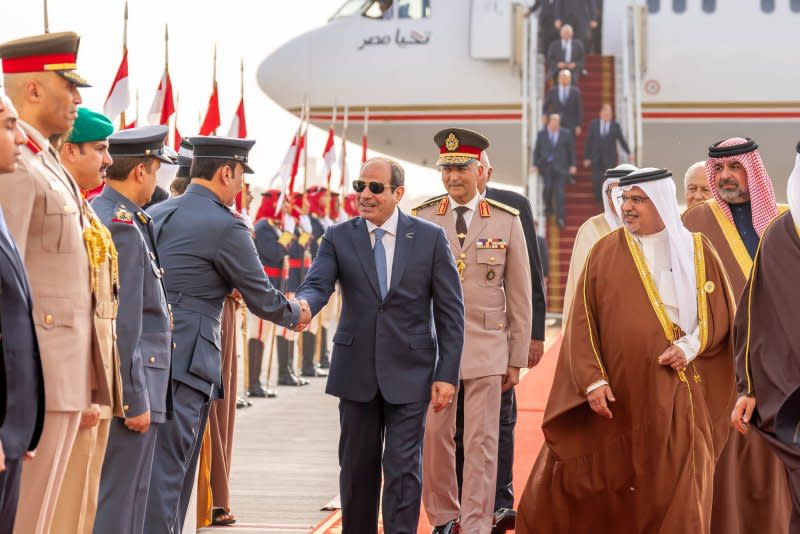 Bahrainian officials receive Egypt's President Abdel Fattah al-Sisi (C) ahead of the 33rd Arab League. Photo by Bahrain News Agency/UPI
