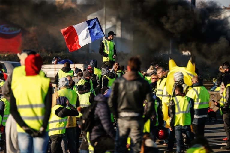 Les photos marquantes du mouvement des gilets jaunes