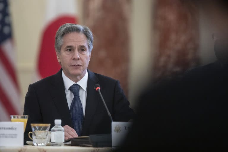 El secretario de Estado estadounidense Antony Blinken habla en el Departamento de Estado durante una reunión del Comité Consultivo Económico EEUU-Japón, Washington, viernes 29 de julio de 2022. (Tom Brenner/Pool Photo via AP)