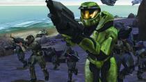 ‘Halo: Combat Evolved’, el primero de los juegos de la famosa franquicia de <em>first-person shooter</em>, es el más valorado por jugadores y críticos. En esta lista aparece en la décima posición. Se lanzó en 2001 para la consola Xbox y posteriormente se crearon versiones para Windows, Mac OS X y Xbox 360. Ambientado en el siglo XXVI, los <em>gamers </em>asumían el rol del Jefe Maestro, un soldado alterado genéticamente que debía descubrir los secretos de un mundo artificial con forma de anillo. <br><br> <strong>Nota en Metacritic</strong>: 97 <br><br> (Foto: Bungie Studios).