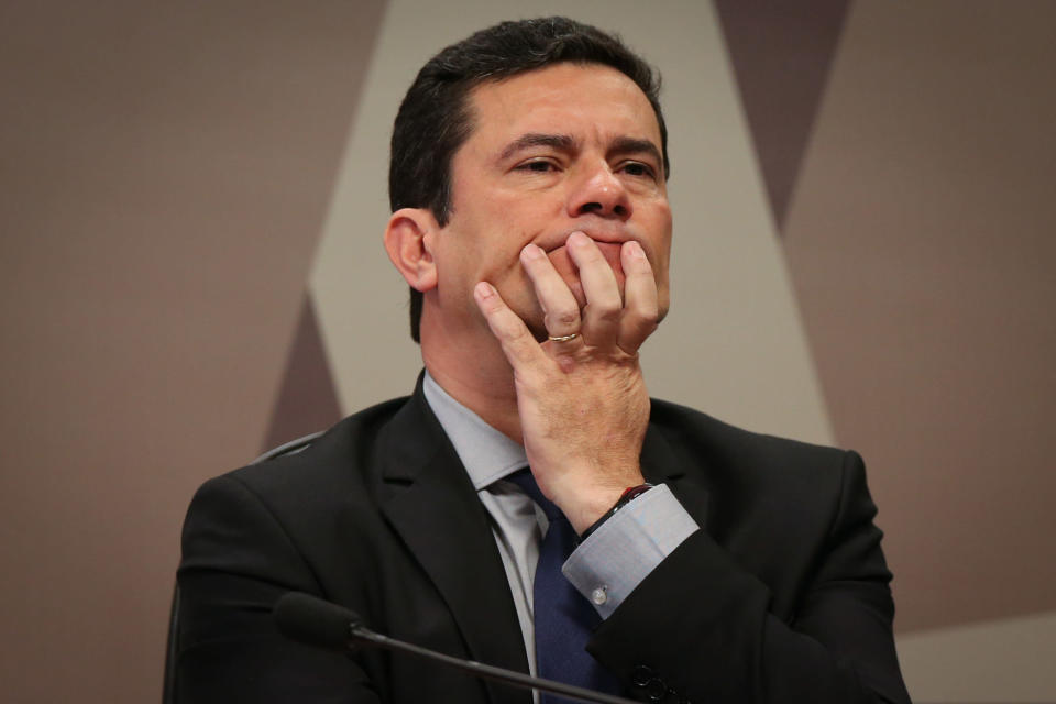 **ARQUIVO* BRAS&#xcd;LIA, DF, 19.06.2019: O ministro da Justi&#xe7;a, Sergio Moro, dep&#xf5;e na Comiss&#xe3;o de Constitui&#xe7;&#xe3;o e Justi&#xe7;a (CCJ) do Senado, em Bras&#xed;lia. (Foto: Andre Coelho/Folhapress)