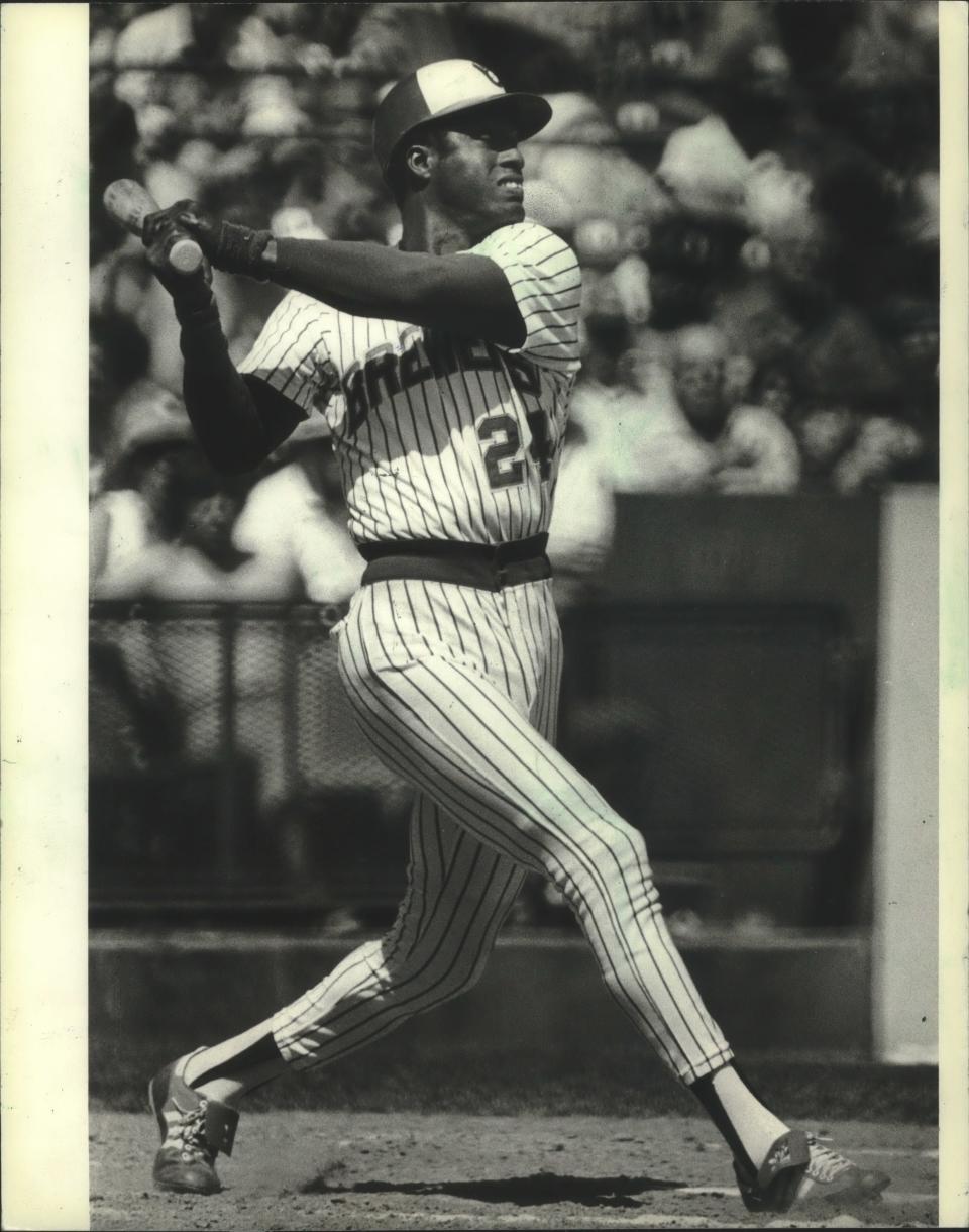 Ben Oglivie takes a swing for the Milwaukee Brewers in 1982