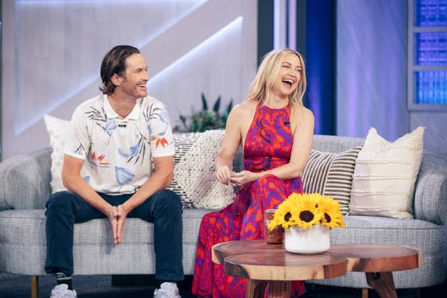 kate-hudson-oliver-hudson-father-sibling-revelry-podcast