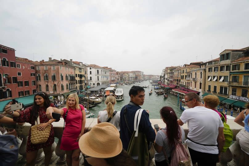 Day-trippers to the lagoon city who fail to pay 5 euros to enter the lagoon city’s historic center during a limited-date pilot program.