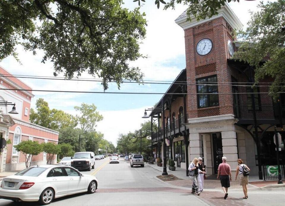 Glory Bound Gyro Co., a Hattiesburg favorite, is coming to Government Street in Ocean Springs. It will replace Leo’s Wood Fired Pizza, a longtime bar and restaurant in downtown.