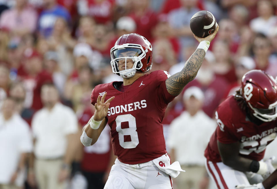 Oklahoma quarterback Dillon Gabriel throws a pass against SMU during the second half of an NCAA college football game Saturday, Sept. 9, 2023, in Norman, Okla. (AP Photo/Alonzo Adams)