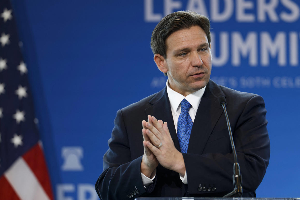 Disney poursuit DeSantis et sa chasse au « wokisme » en l’accusant de « vengeance » politique (Photo de Ron DeSantis prise le 21 avril)