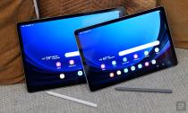 <p>The Galaxy Tab S9 FE features a 10.9-inch display while the Tab S9 FE+ features a 12.4-inch screen, with both sporting LCD instead of OLED panels.</p> 