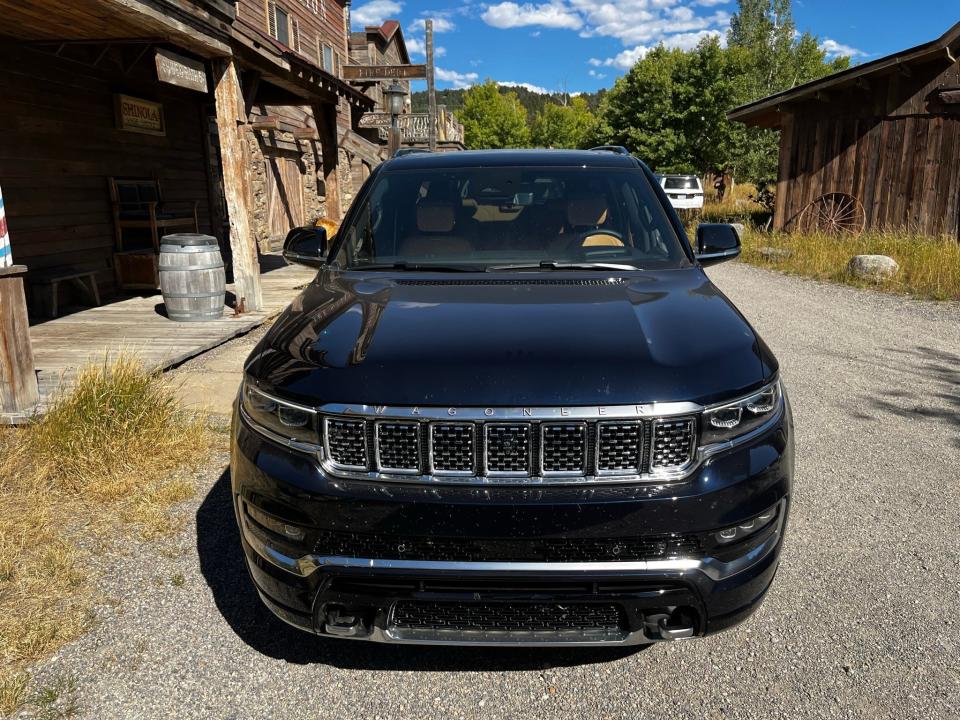 2023 Jeep Grand Wagoneer L