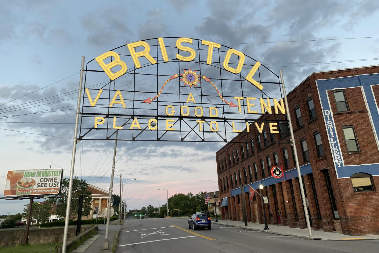 A large sign extols the community of Bristol’s footprint in two states ― Tennessee and Virginia. Each city regulates abortion very differently, and that’s created a unique chance for a new clinic to open its doors and keep serving patients. (Sam Whitehead / KHN)