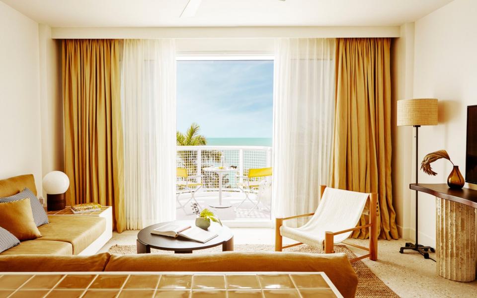 Palm Heights, Cayman Islands. Suite - Living Room