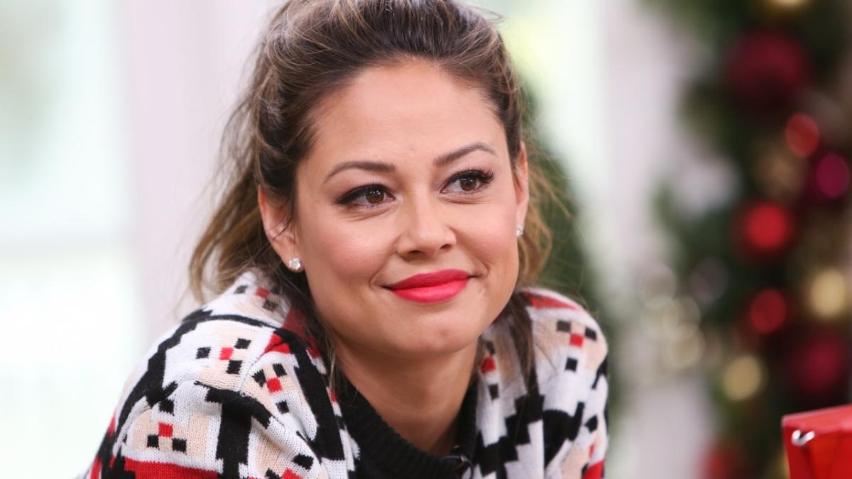 Vanessa Lachey Opens Up About Her Son Phoenixs 6 Day Hospitalization 
