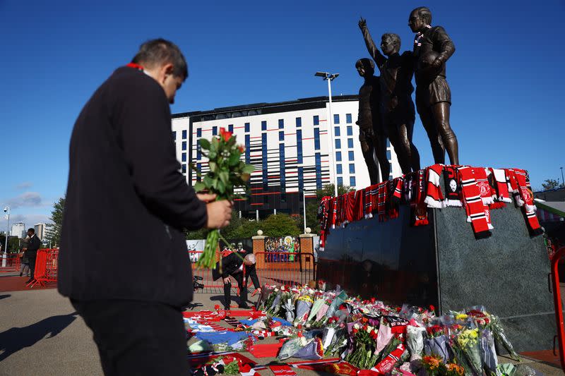 Bobby Charlton Tributes