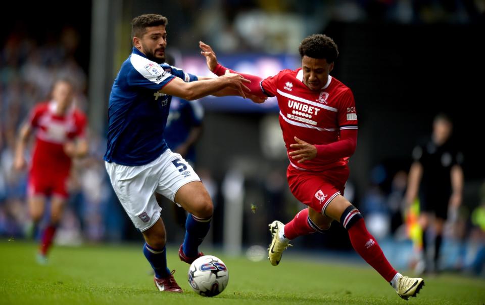 Sam Morsy and Middlesbrough's Samuel Silvera