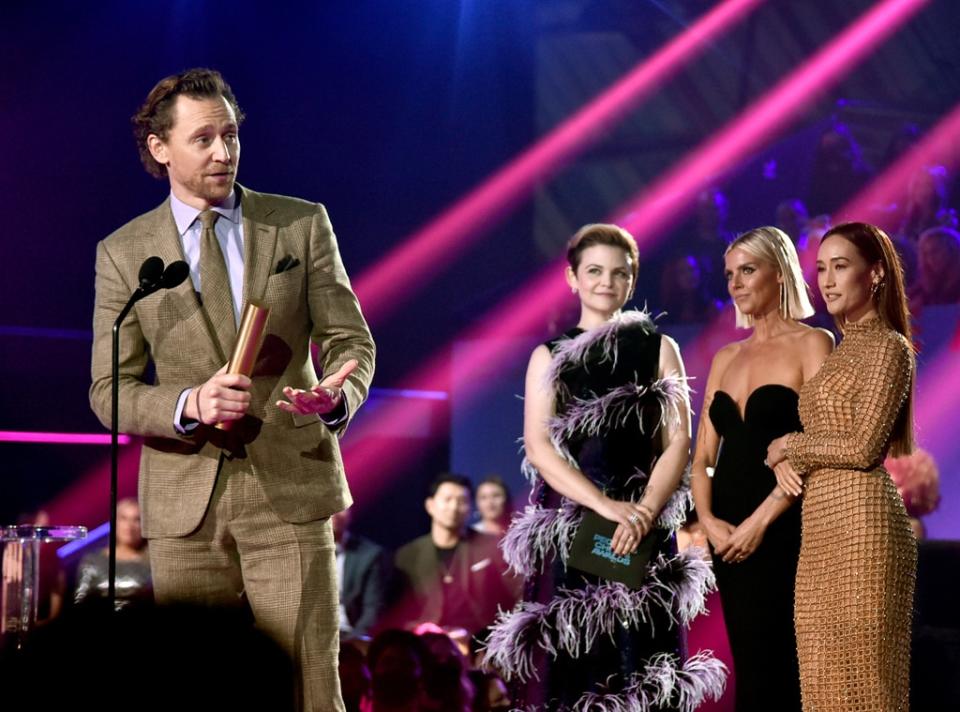 Tom Hiddleston, 2021 People's Choice Awards, Show, Winner