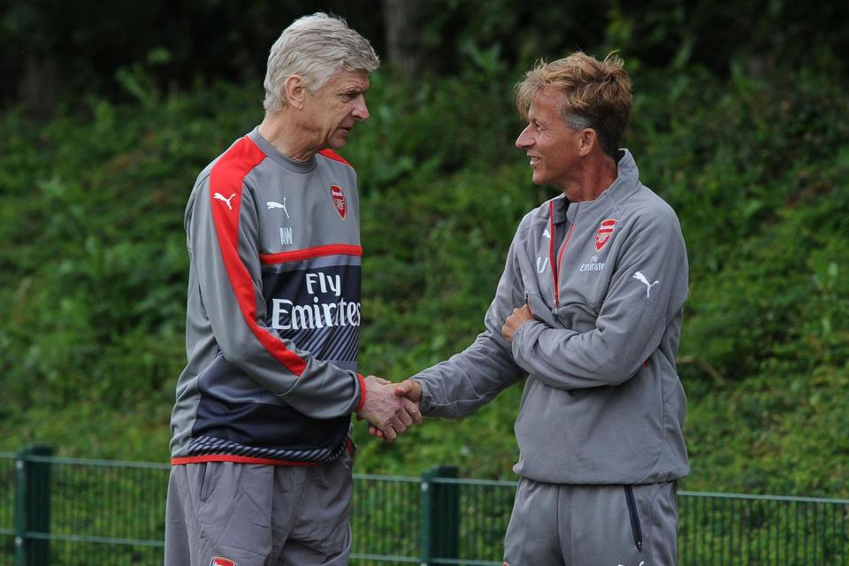 Wenger and Jonker in the summer of 2016: Arsenal FC via Getty Images