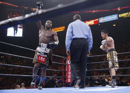 It was easy work for Adrien Broner against John Molina Jr. (AP Photo/Eric Jamison)