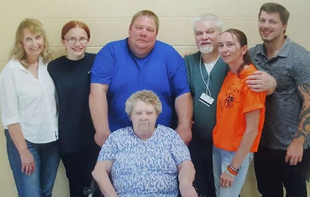 Steven and his family at Waupun Correctional Institute, Wisconsin. Photo: Facebook