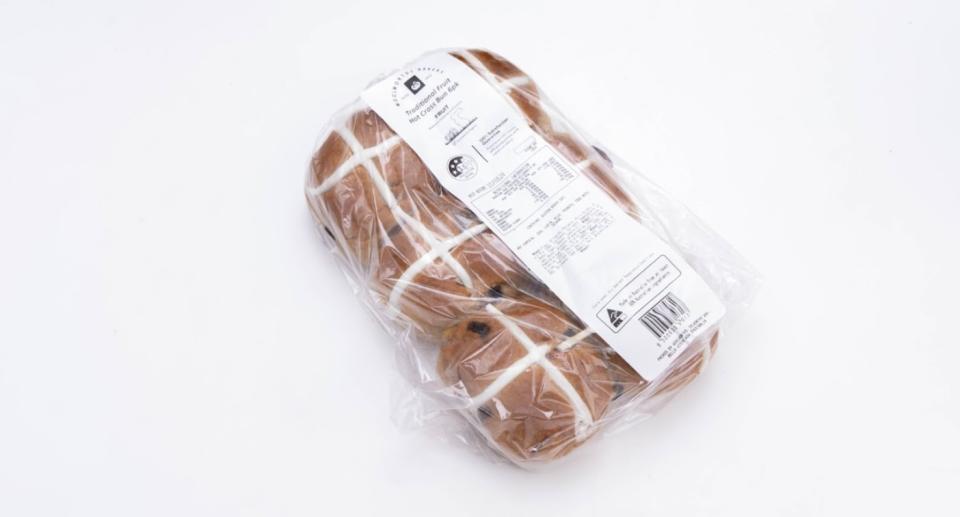 Experts were pleased with the pleasant level of spice and plump fruits from the Woolworths hot cross buns baked on premises. Photo: CHOICE