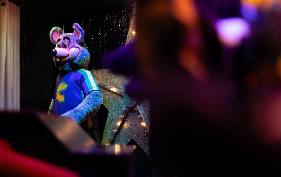 Chuck E. Cheese is the leader the Munch’s Make Believe Band in Charlotte. The animatronics band is being cut at locations across the U.S., but one will remain in Charlotte.