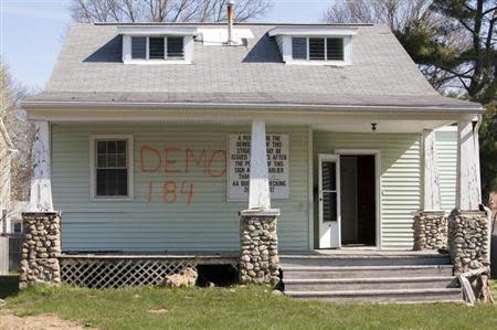 The former home of aviation pioneer Gustave Whitehead, who some contend conducted a manned flight with a powered engine before Orville and Wilbur Wright, stands empty in Fairfield, Connecticut April 25, 2014. REUTERS/Michelle McLoughlin