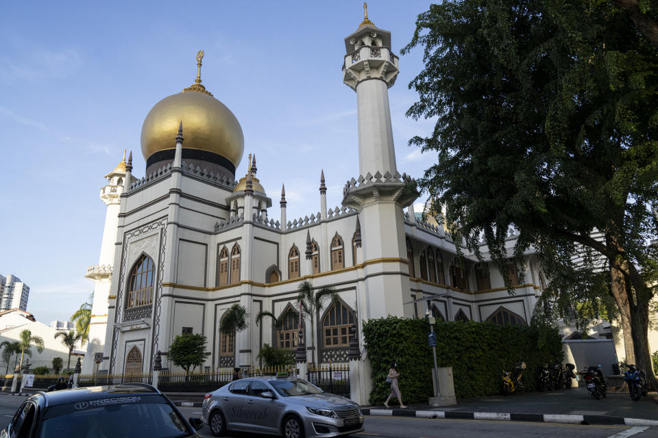 SINGAPORE, SINGAPORE - MARCH 16: General view of Masjid Sultan in Kampong Glam district on March 16, 2020 in Singapore. The mosque is one of the 10 mosques visited by confirmed Covid-19 cases after they returned from a large religious gathering from Malaysia. (Photo by Ore Huiying/Getty Images)