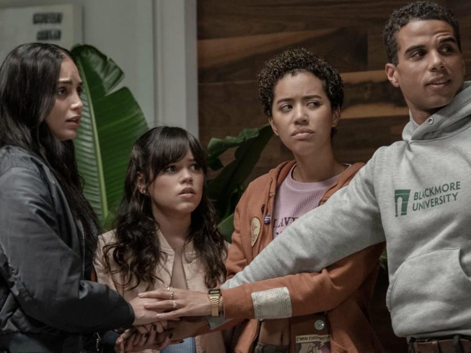 Melissa Barberra as Sam Carpenter, Jenna Ortega as Tara Carpenter, Jasmin Savoy Brown as Mindy Meeks-Martin, and Mason Gooding as Chad Meeks-Martin.