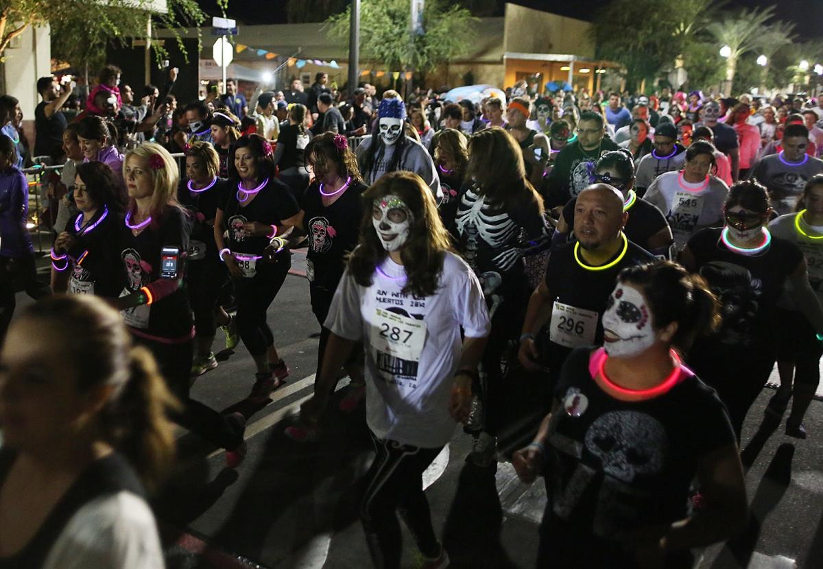 Run with Los Muertos race, performances and Day of the Dead ofrendas