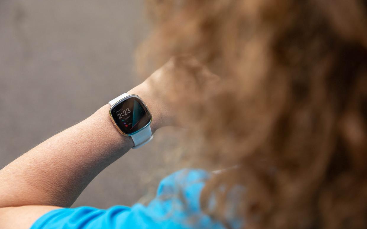 Researchers found that fitness trackers encouraged people to exercise on a regular basis - PinPep