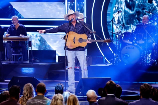 Alan Jackson Performs Chattahoochee  CMT Artists of the Year 2022 