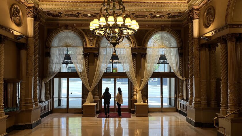 Los Angeles, CA - May 27: Photos from the Biltmore Hotel. Important story on juveniles without foster homes living in hotels and getting into trouble. Need pictures of the entryway, inside and out, with no one identifiable. Just shadowy figures in the entry way. It's about juveniles who live there when there is no foster family. They have gotten into some trouble on Saturday, May 27, 2023 in Los Angeles, CA. (Brian van der Brug / Los Angeles Times)