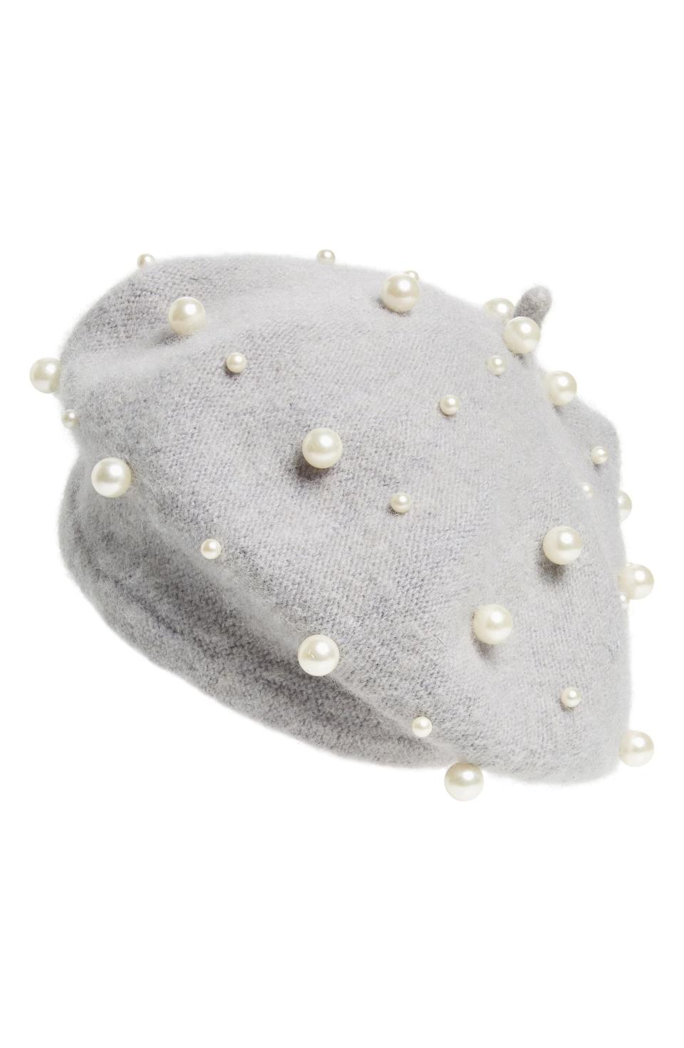 2) Imitation Pearl Wool Beret