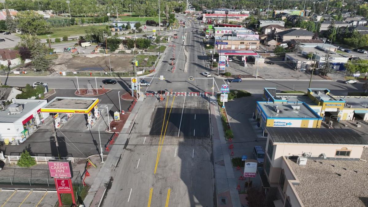 16th Avenue N.W. reopens to traffic as Calgary water use drops back into ‘green zone’