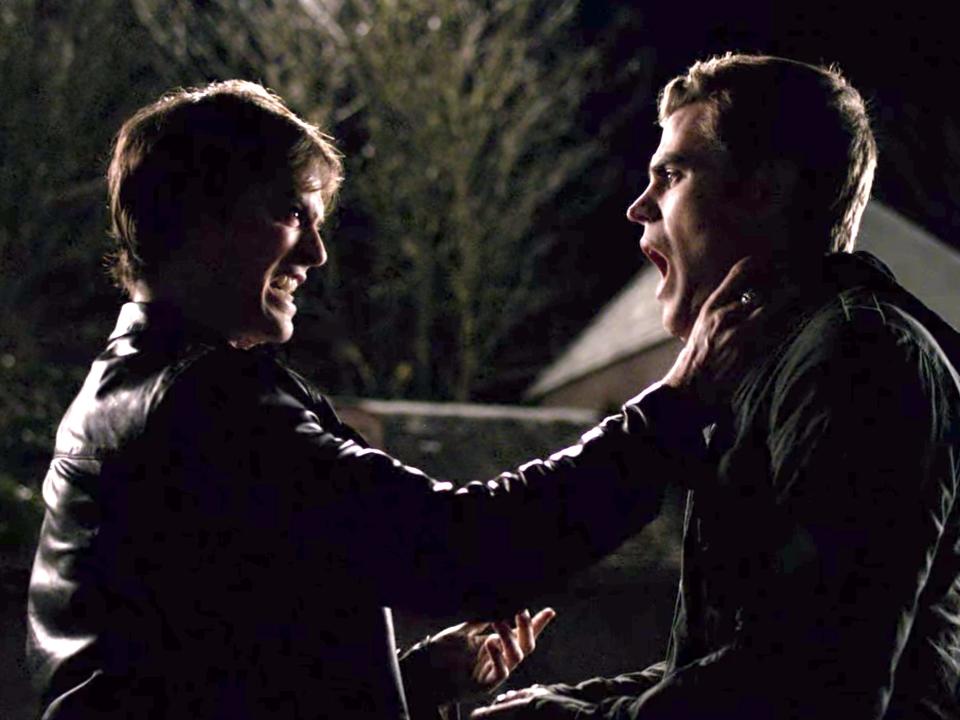 the vampire diaries pilot damon stefan fight