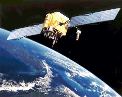 <b>A GPS satellite</b> Photo courtesy <a class="link " href="http://www.army.mil" rel="nofollow noopener" target="_blank" data-ylk="slk:U.S. Army;elm:context_link;itc:0;sec:content-canvas">U.S. Army</a>
