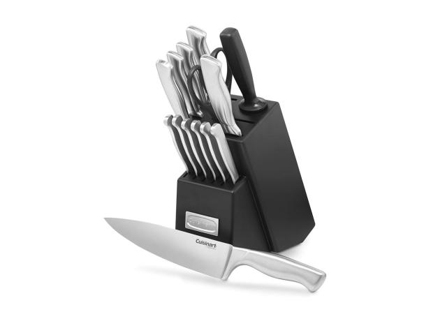 Insignia Classic 18-piece Block Set with Built-in Sharpener