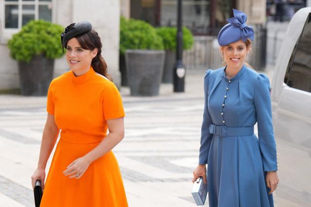 Eugenie et Beatrice d York leurs enfants r unis sur une rare